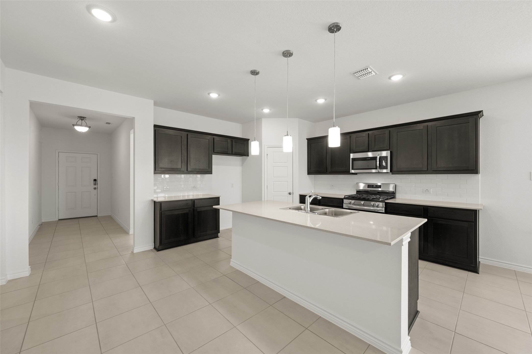 1904 Cheyenne Drive Cleburne TX 76033