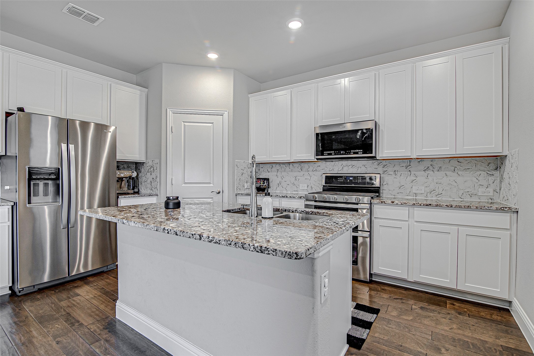 9553 Abington Avenue Fort Worth TX 76131