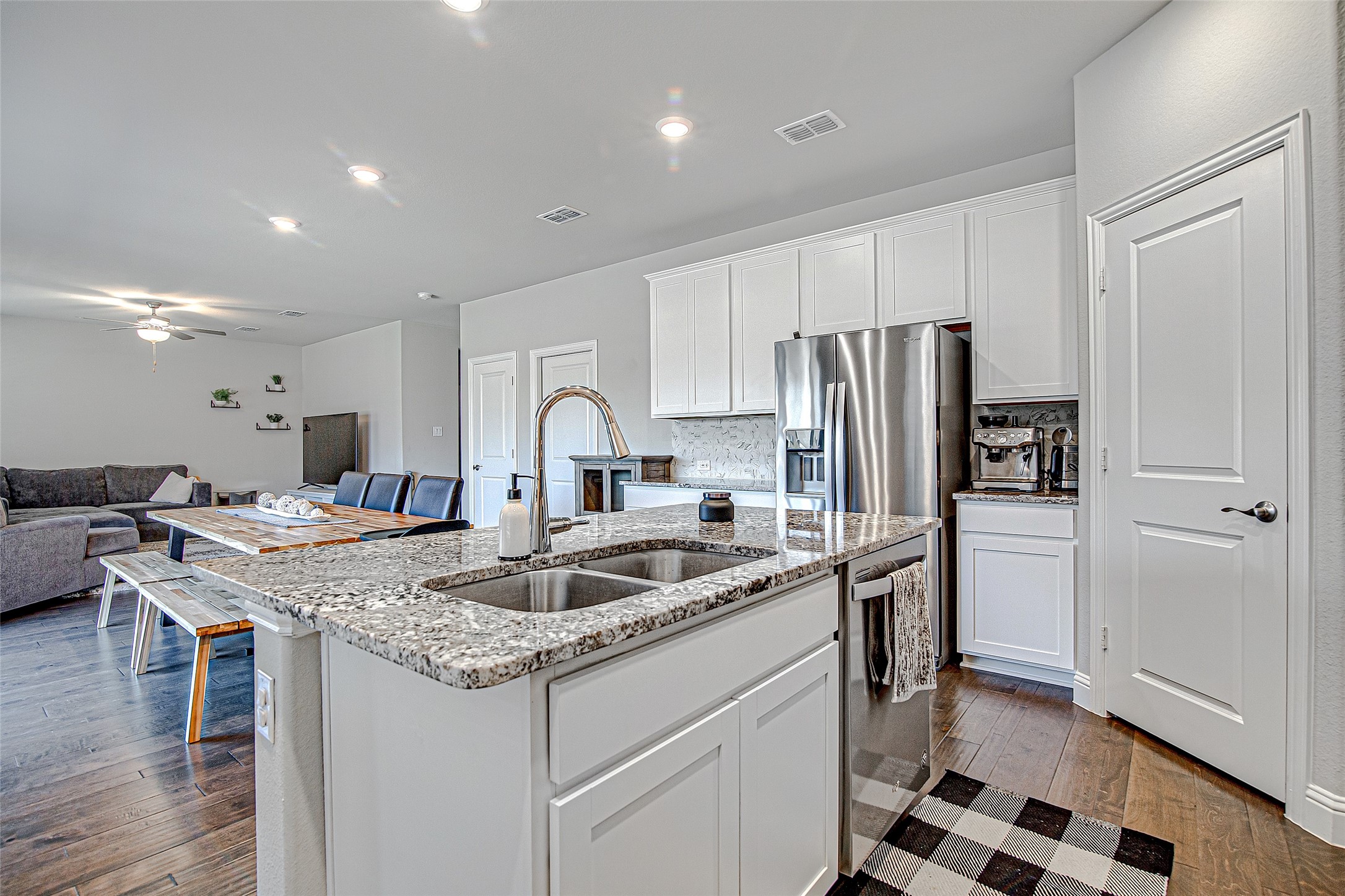 9553 Abington Avenue Fort Worth TX 76131