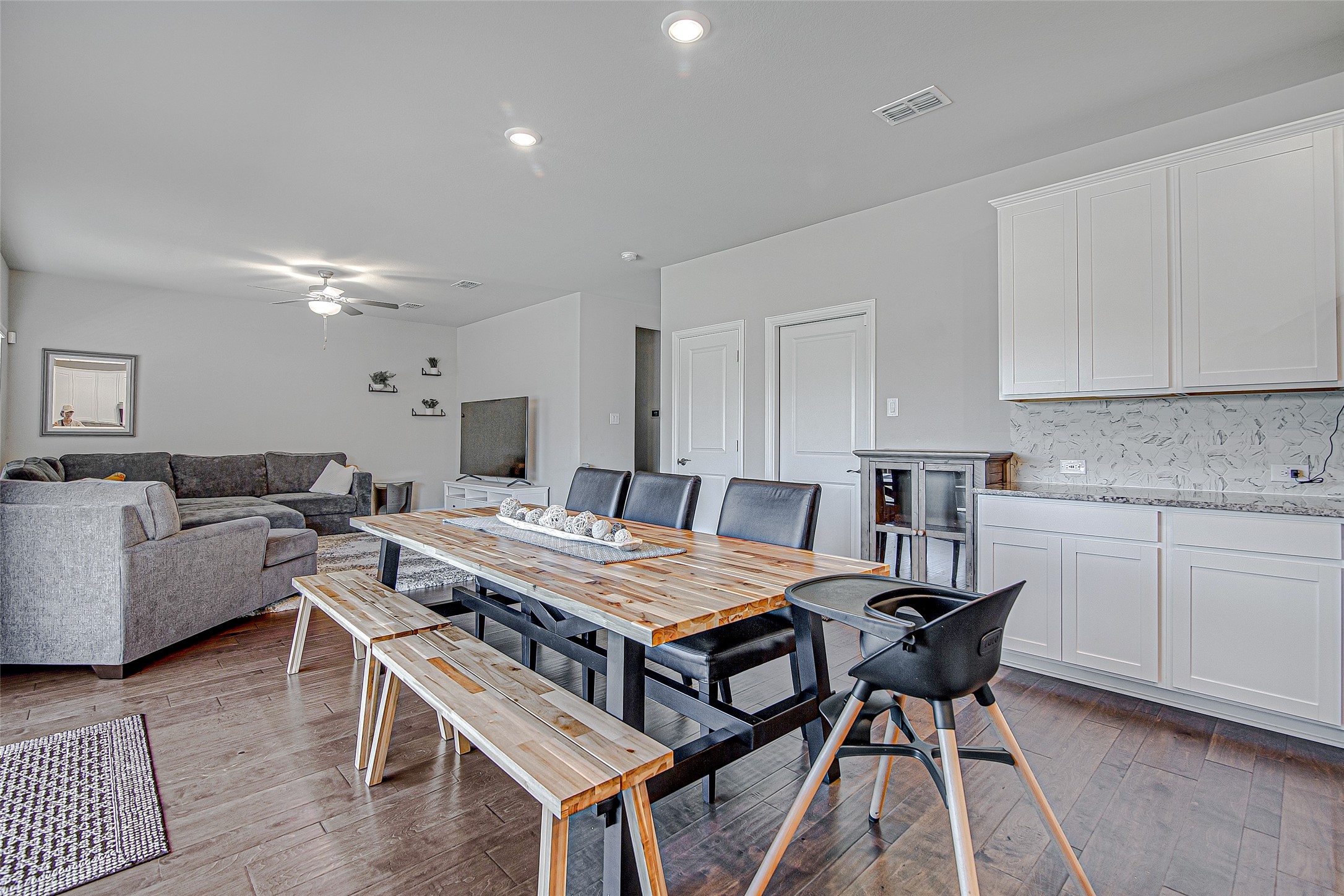 9553 Abington Avenue Fort Worth TX 76131