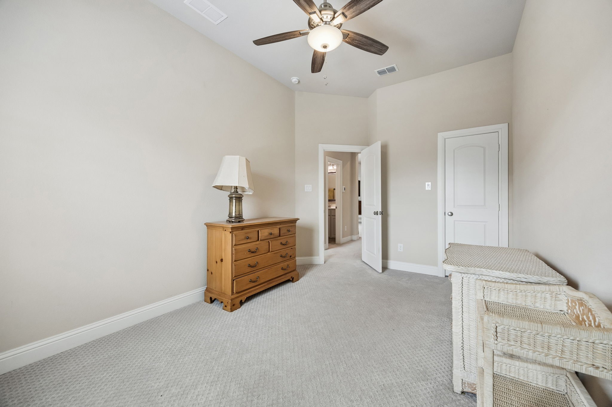 344 Birchwood Way Irving TX 75063