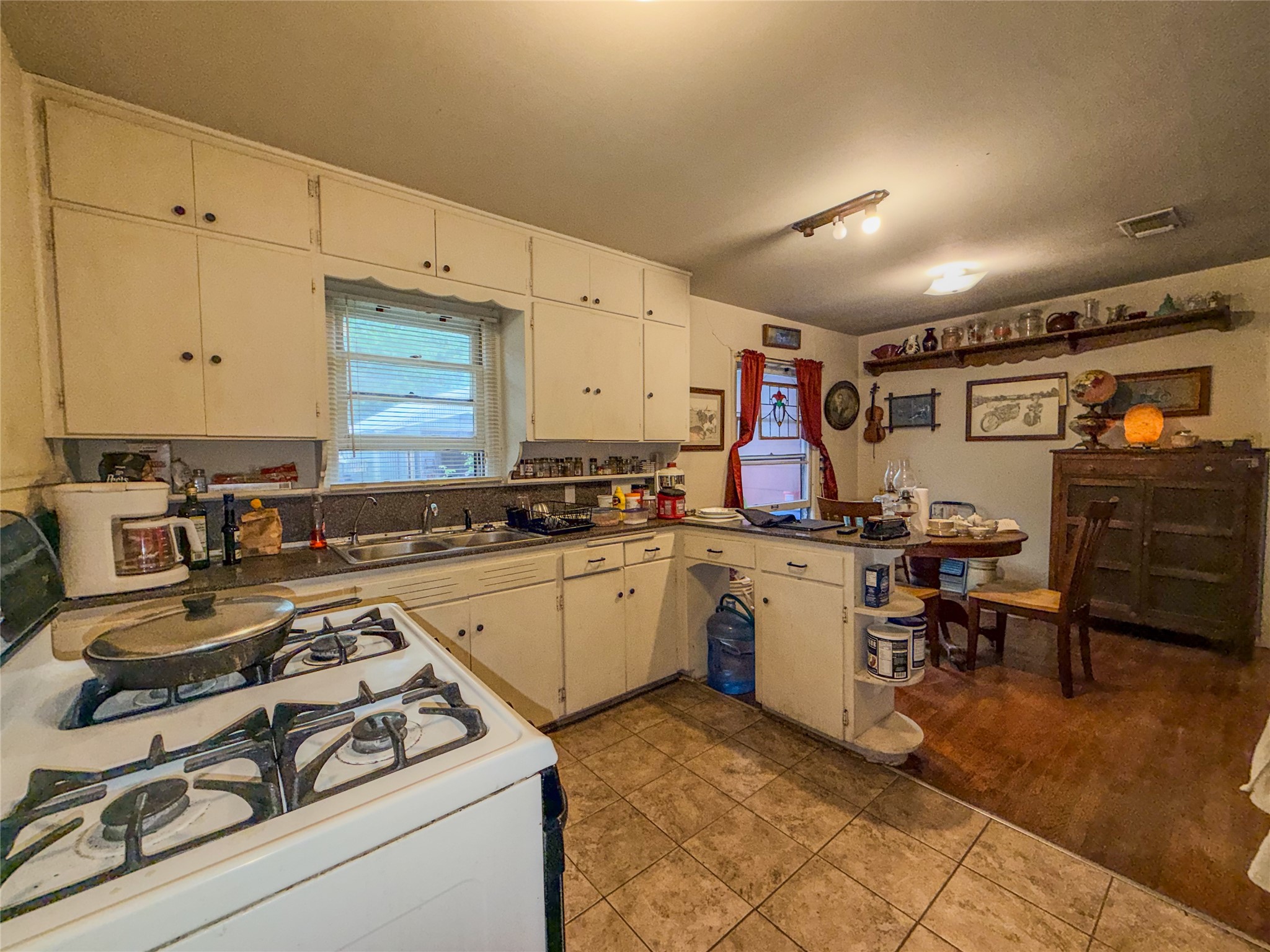 1320 Anna Street Denton TX 76201