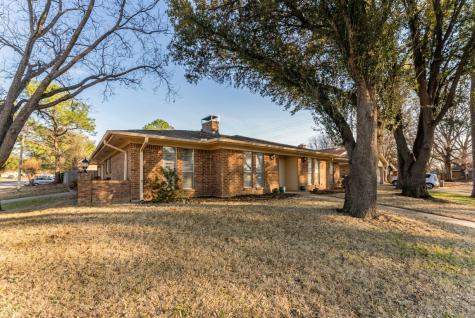 2001 Stefani Court Arlington TX 76013