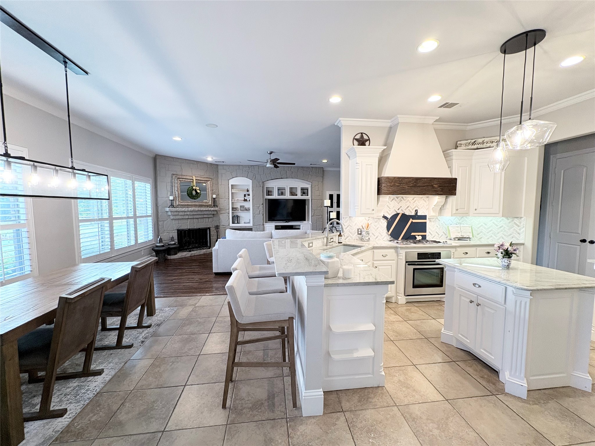 1 Kensington Drive Heath TX 75032