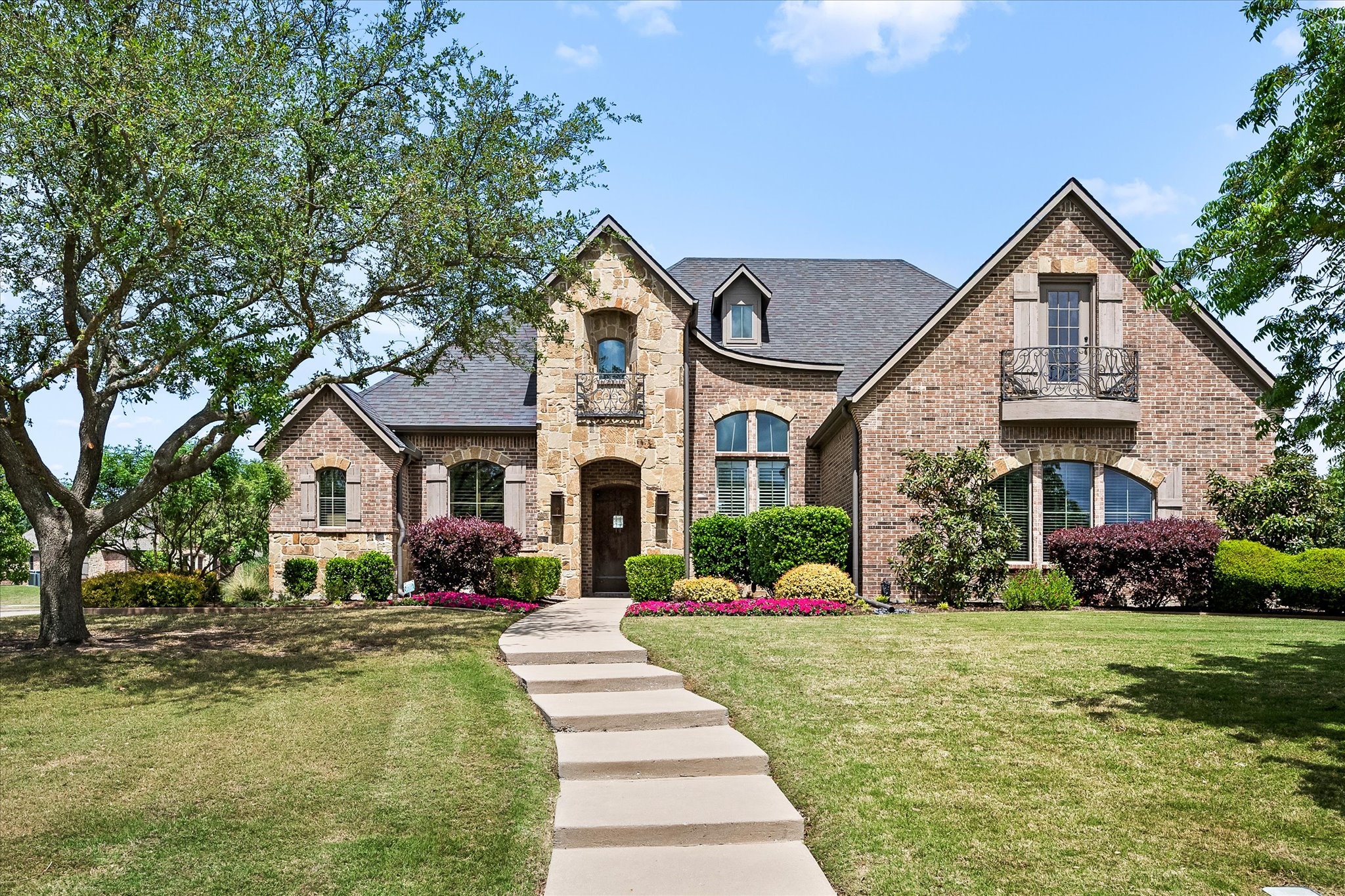 1 Kensington Drive Heath TX 75032