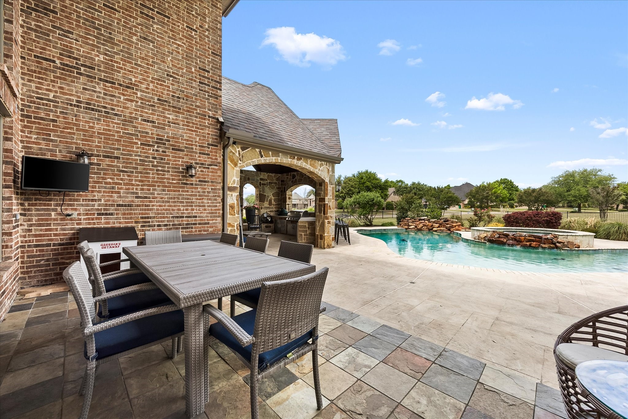1 Kensington Drive Heath TX 75032