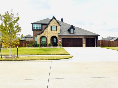 1545 Pierce Street Waxahachie TX 75165