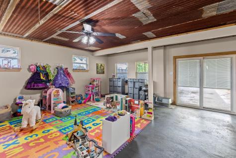 2799 State Highway 276 Emory TX 75440