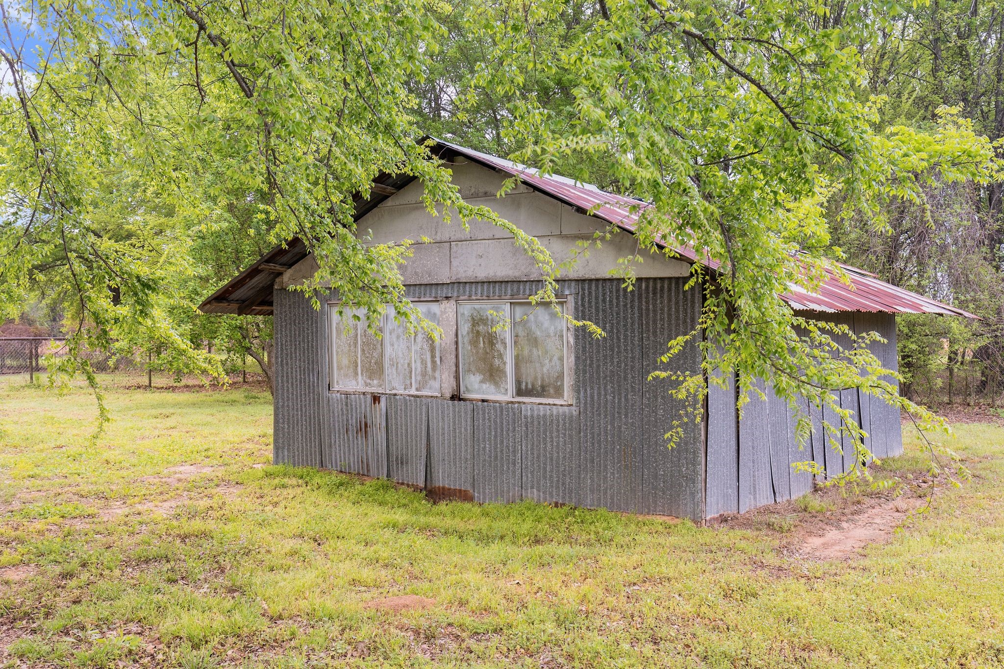 2799 State Highway 276 Emory TX 75440