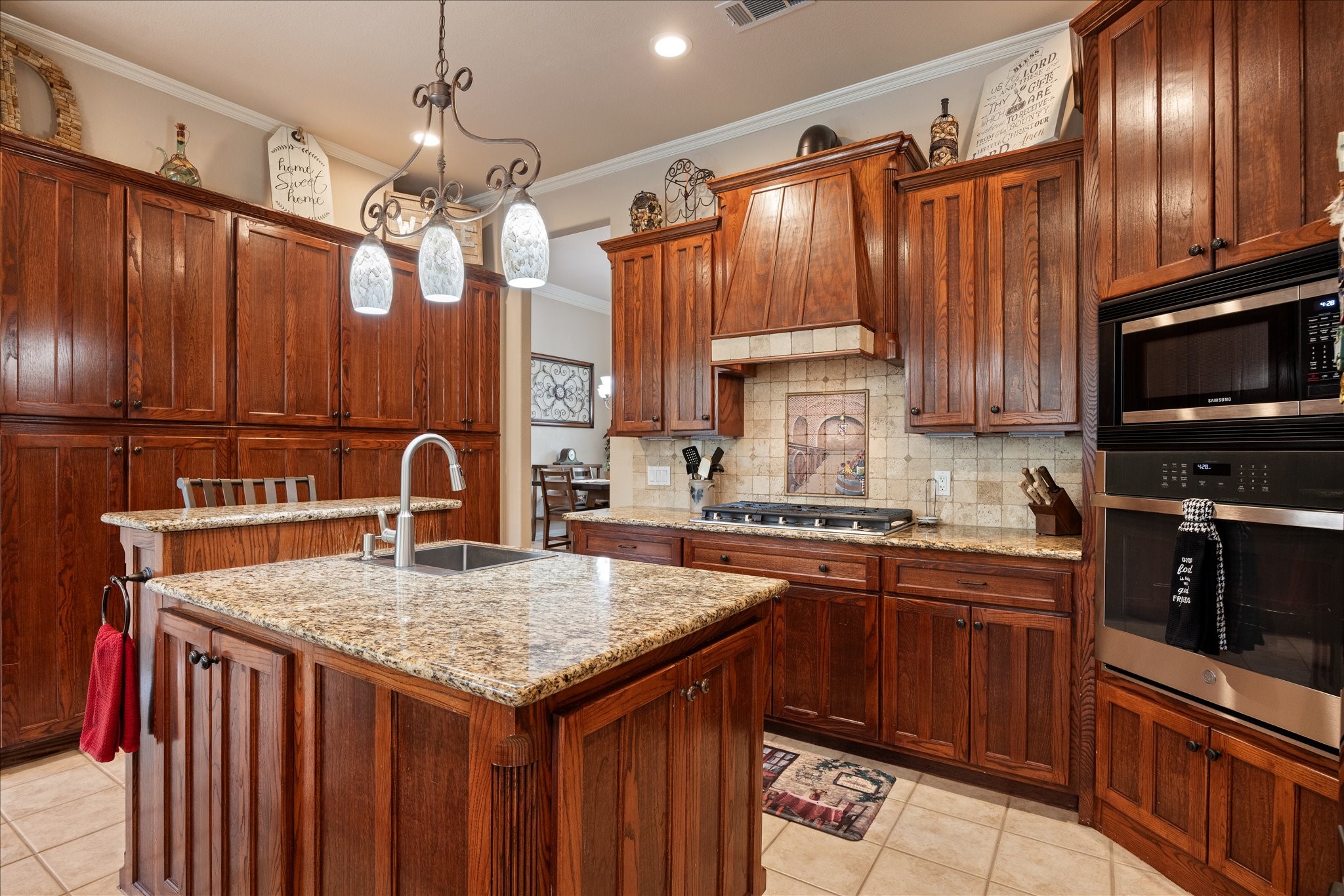 7404 Fox Fire Court Granbury TX 76049