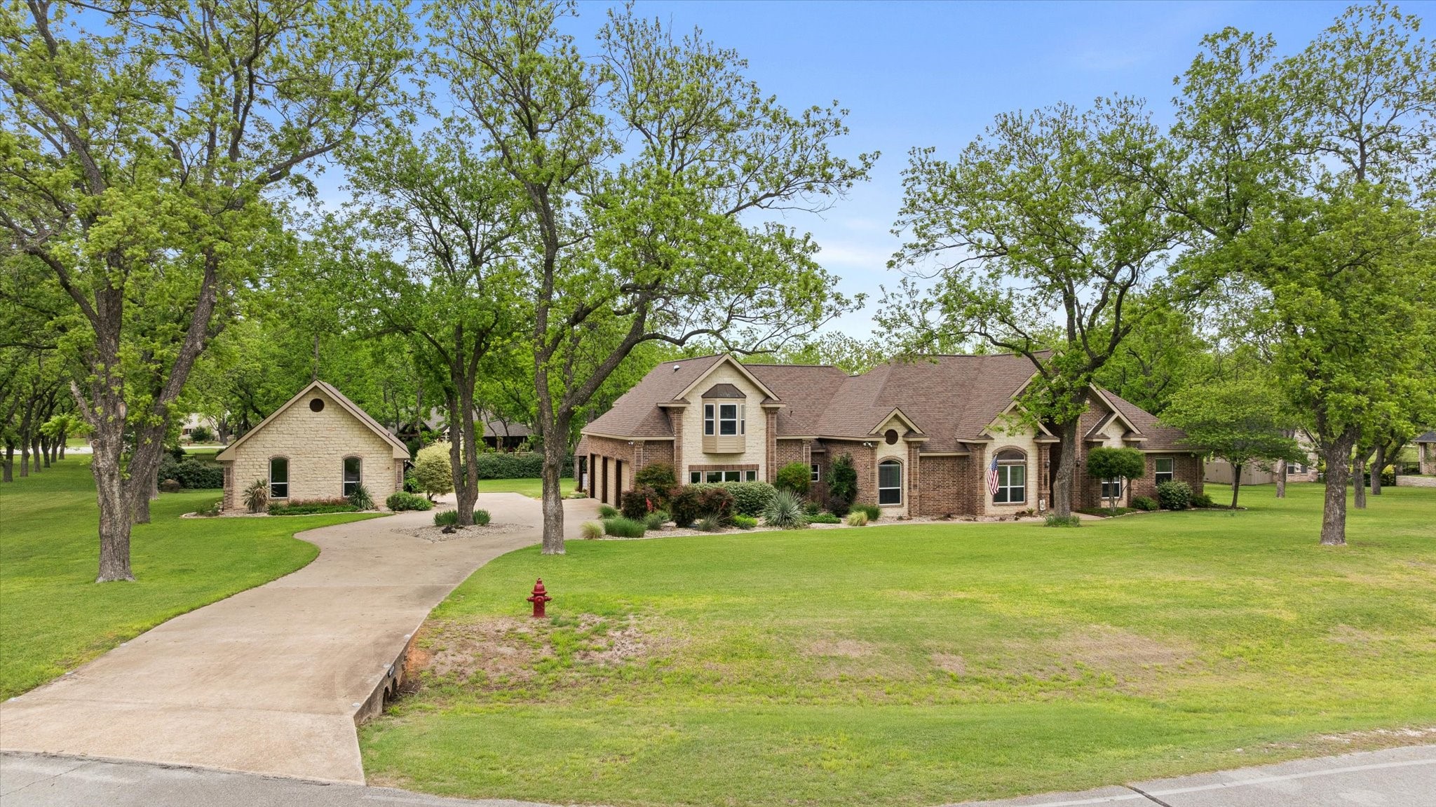 7404 Fox Fire Court Granbury TX 76049