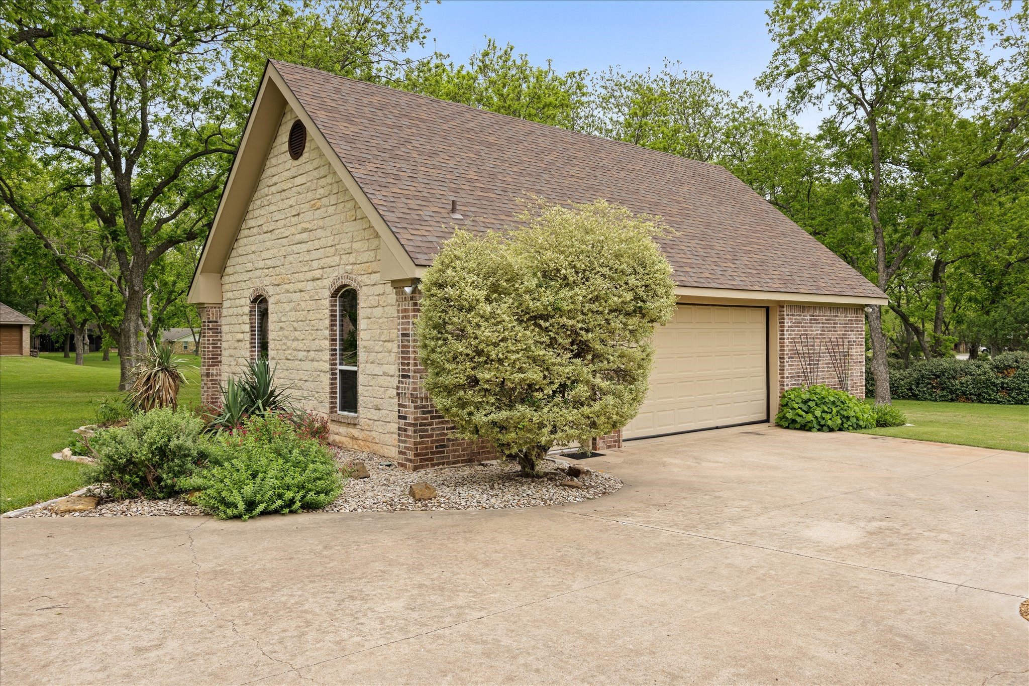 7404 Fox Fire Court Granbury TX 76049