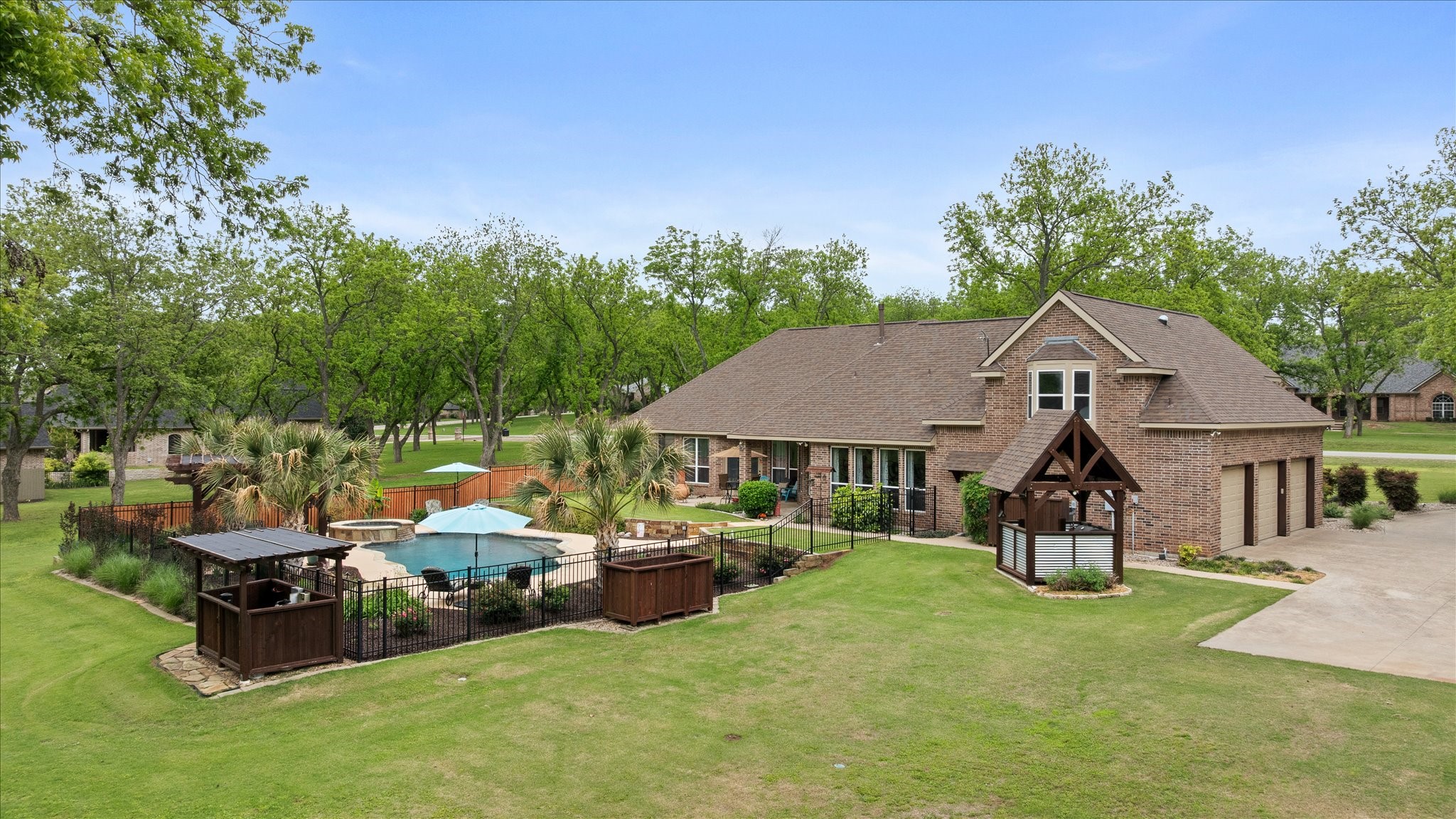 7404 Fox Fire Court Granbury TX 76049