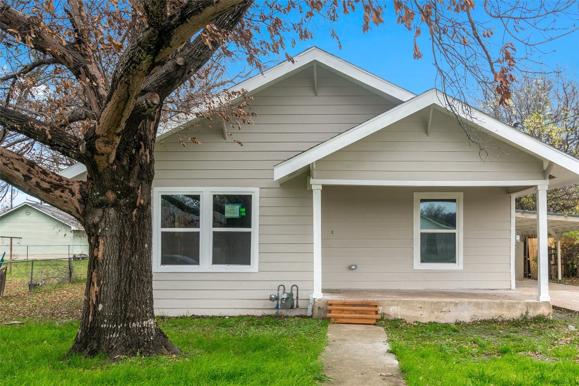 304 T A Carroll Avenue Corsicana TX 75110