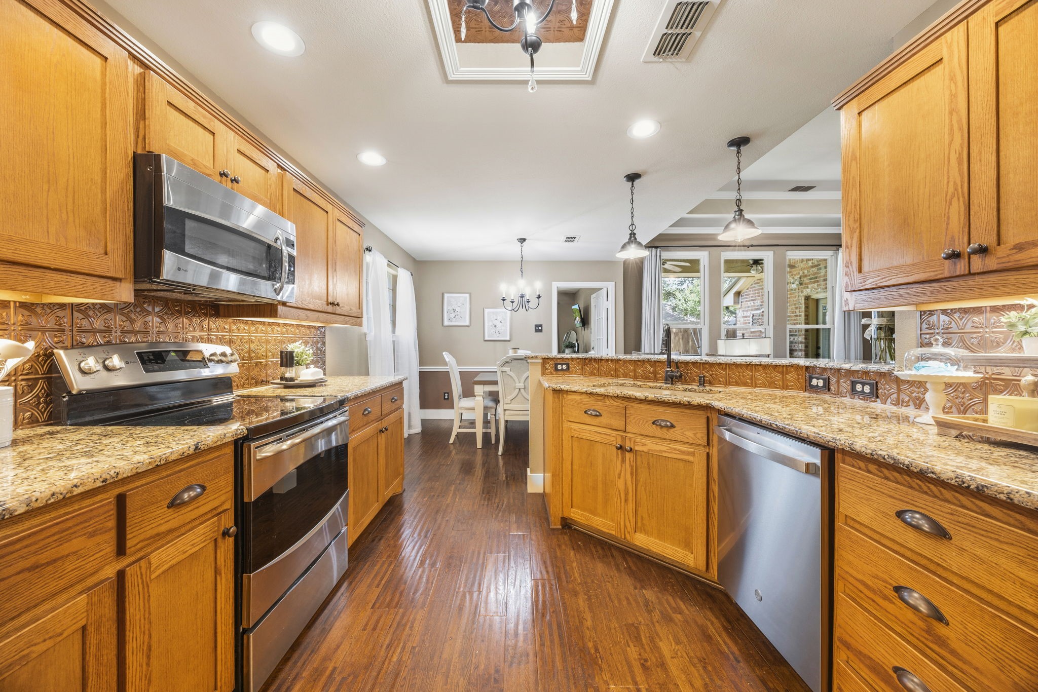 721 Dogwood Lane Waxahachie TX 75165