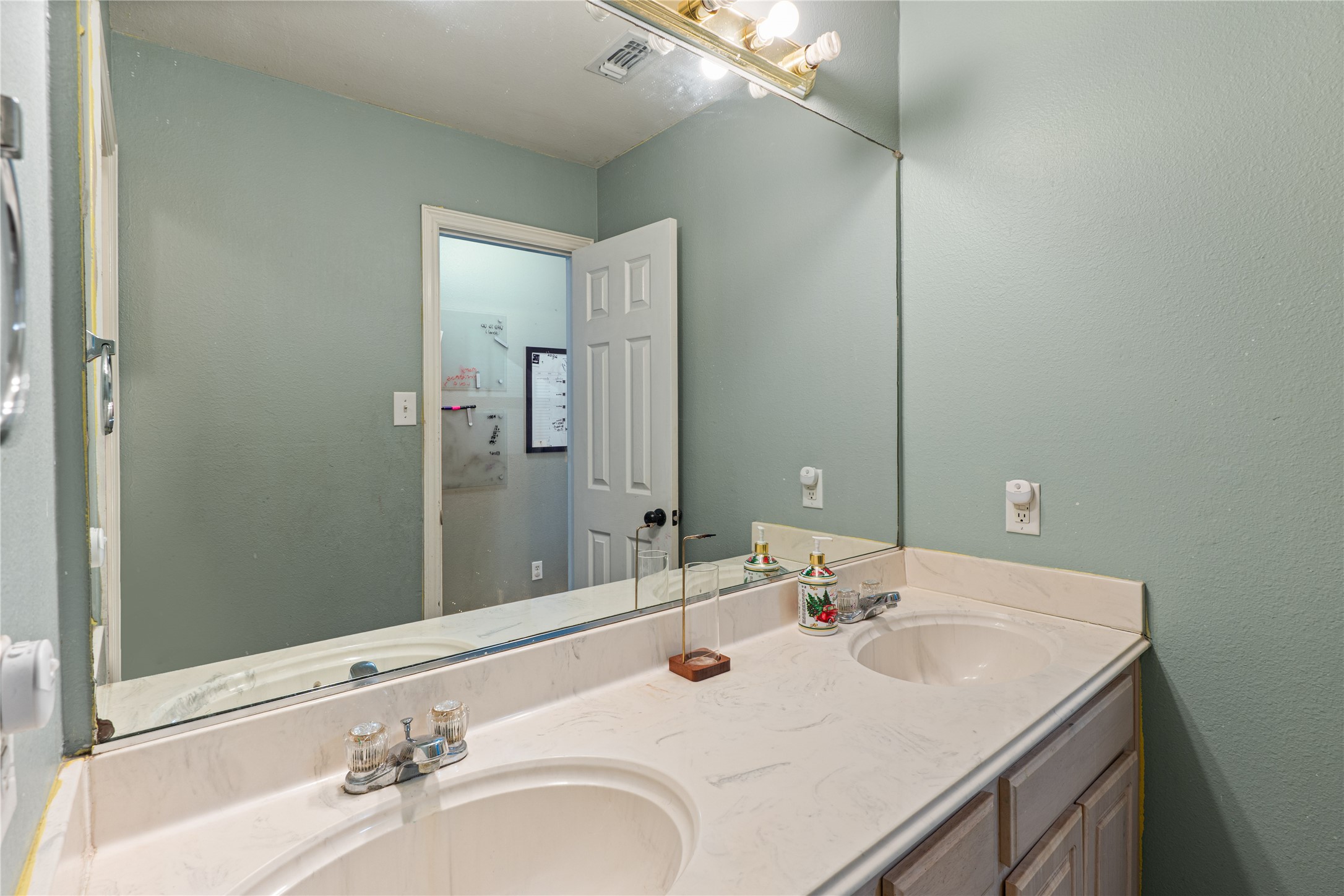 810 Maples Avenue Mckinney TX 75069