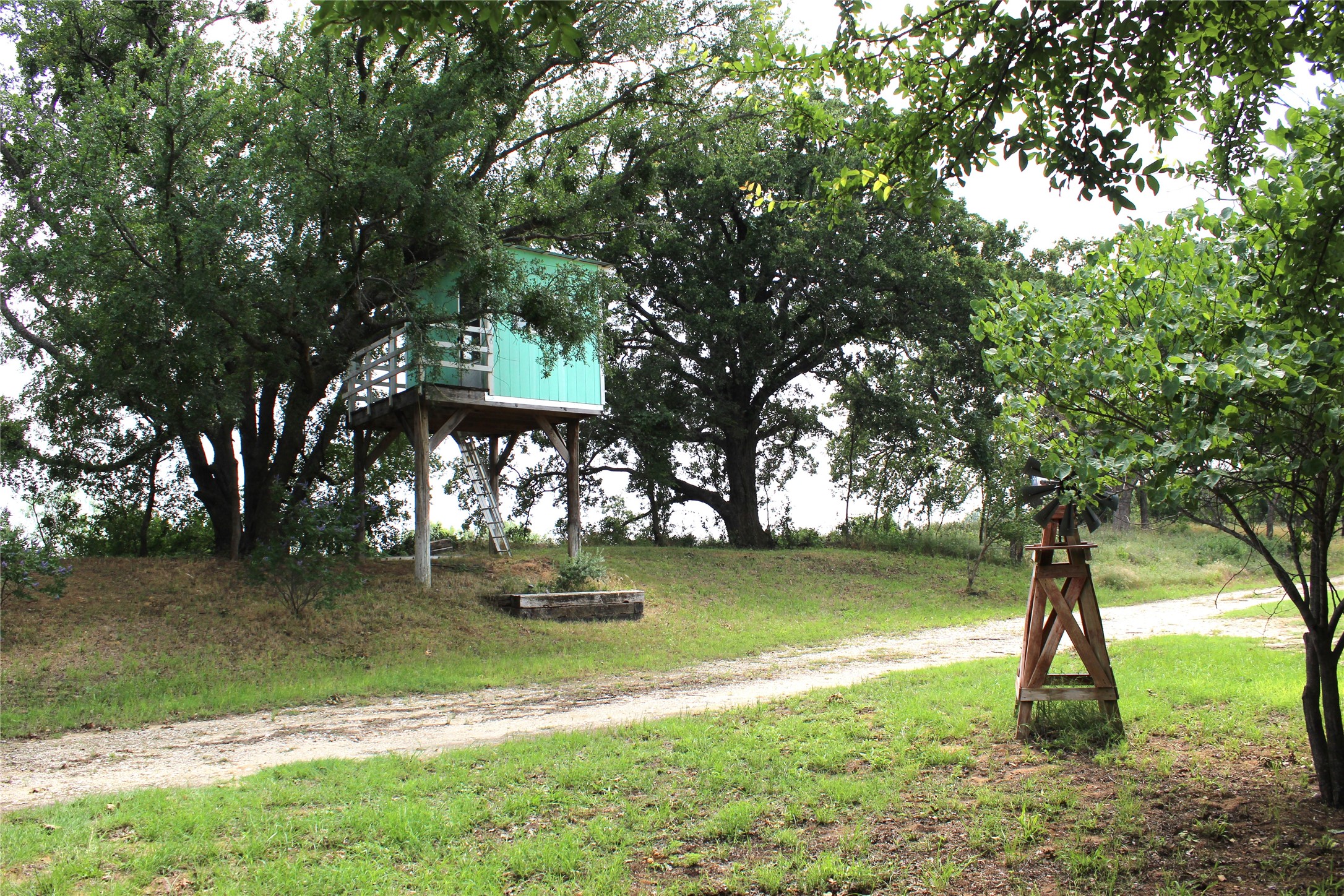 6525 Highway 2318 Comanche TX 76442