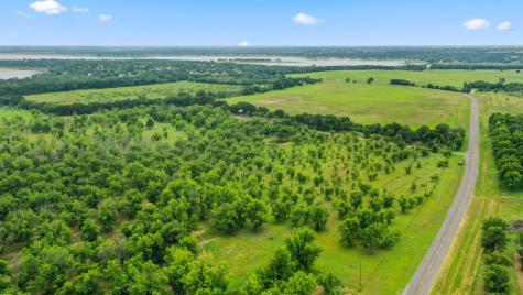 6525 Highway 2318 Comanche TX 76442