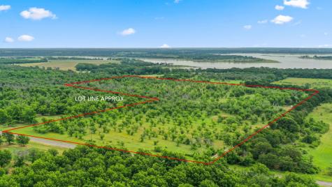 6525 Highway 2318 Comanche TX 76442