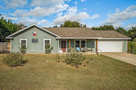 1026 Indian Drive Granbury TX 76048