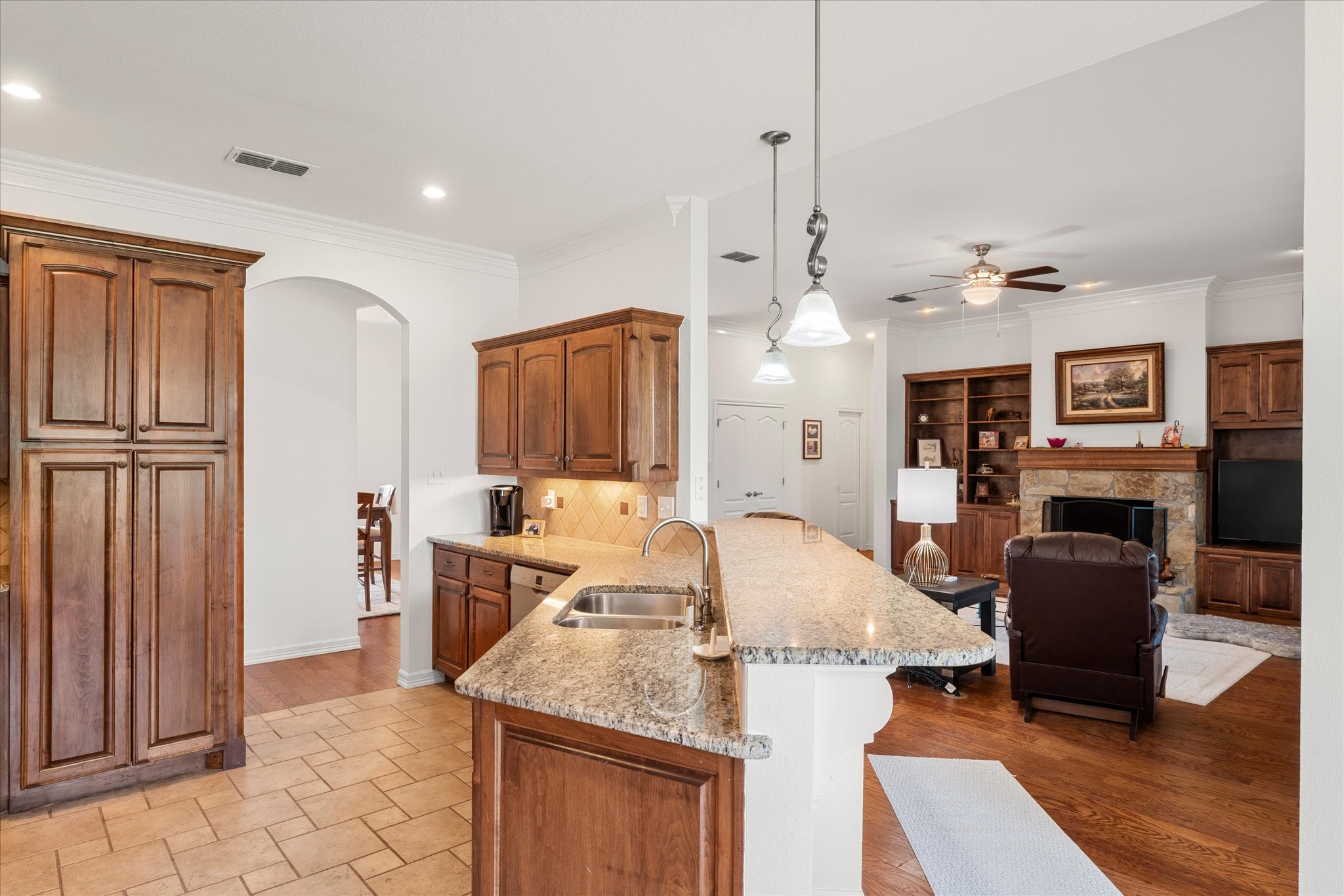 345 Rains County Road 3390 Emory TX 75440