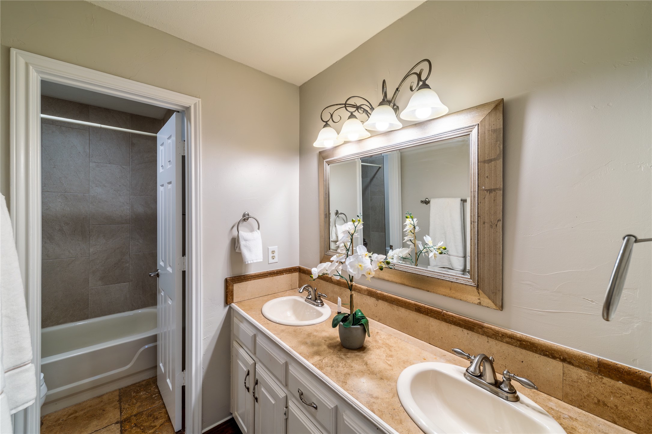2012 Liverpool Drive Plano TX 75025