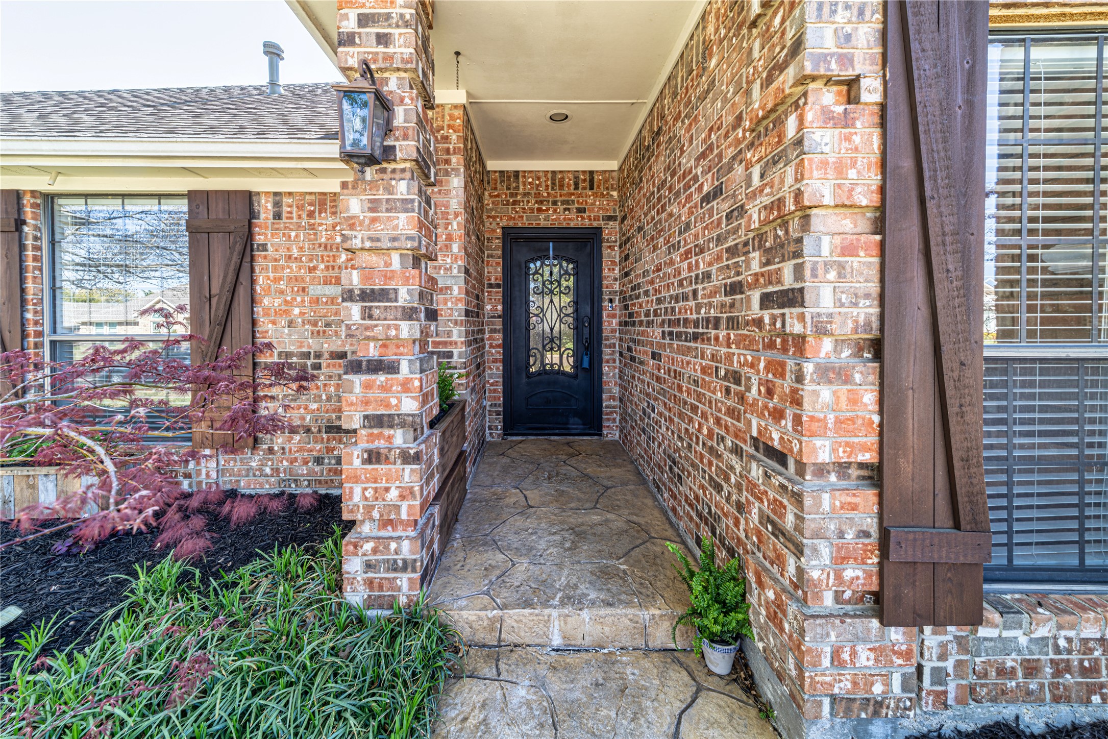 2012 Liverpool Drive Plano TX 75025