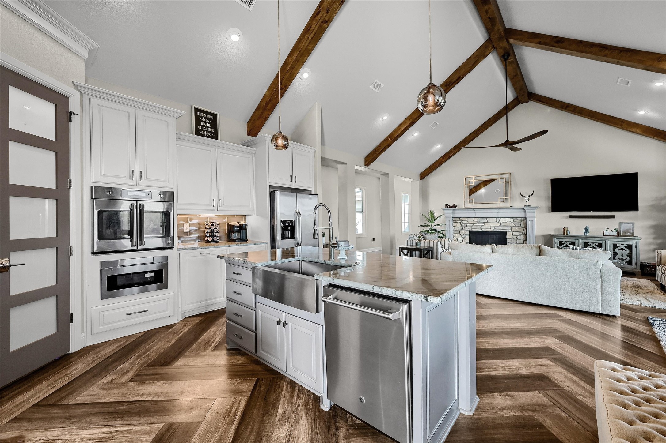 326 Turkey Farm Road Whitesboro TX 76273