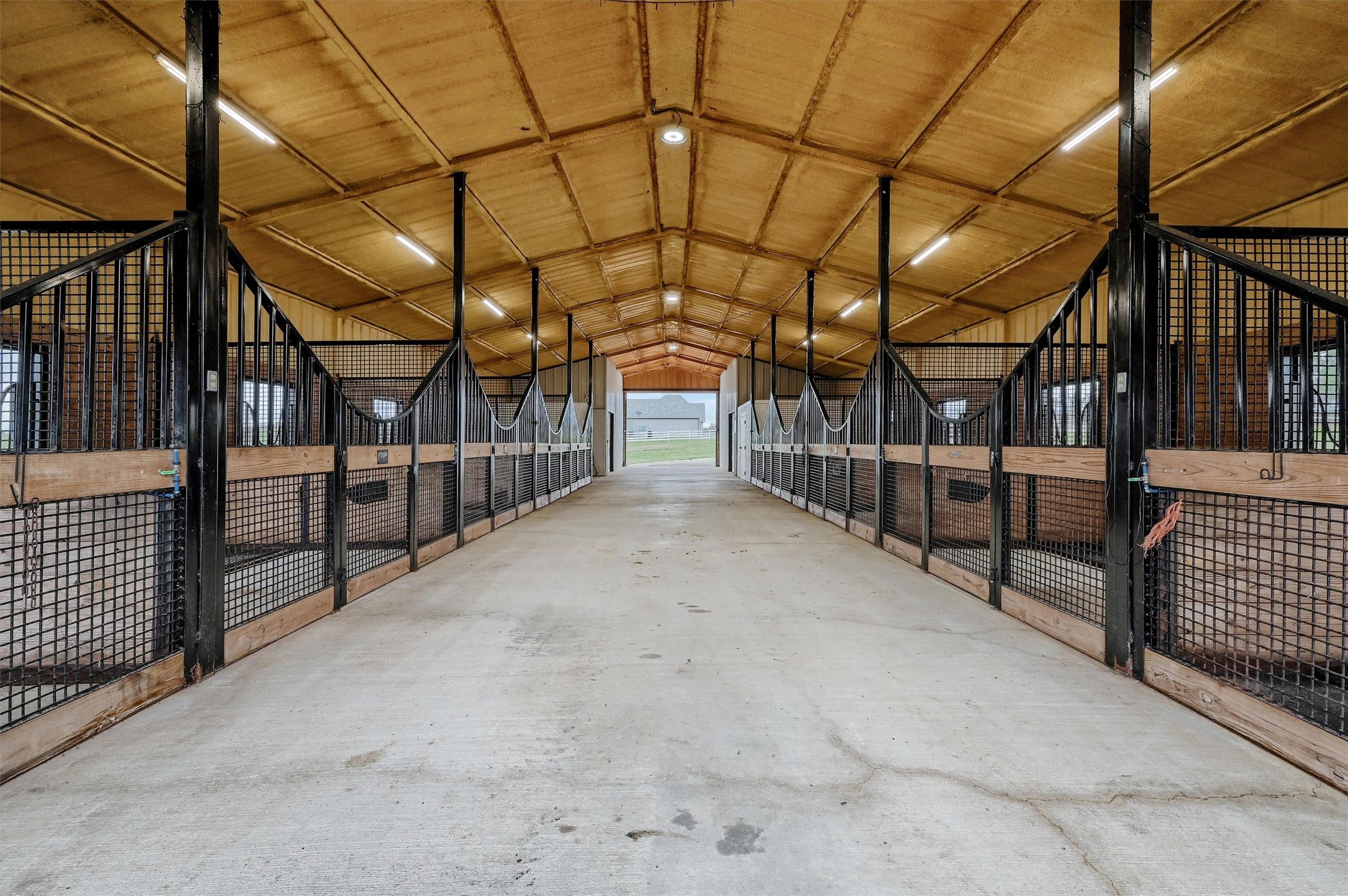 326 Turkey Farm Road Whitesboro TX 76273