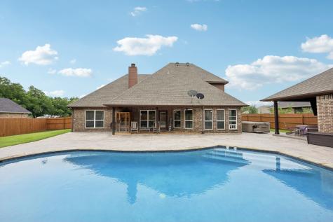 405 Edgewood Terrace Boyd TX 76023
