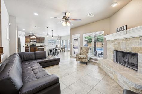 405 Edgewood Terrace Boyd TX 76023