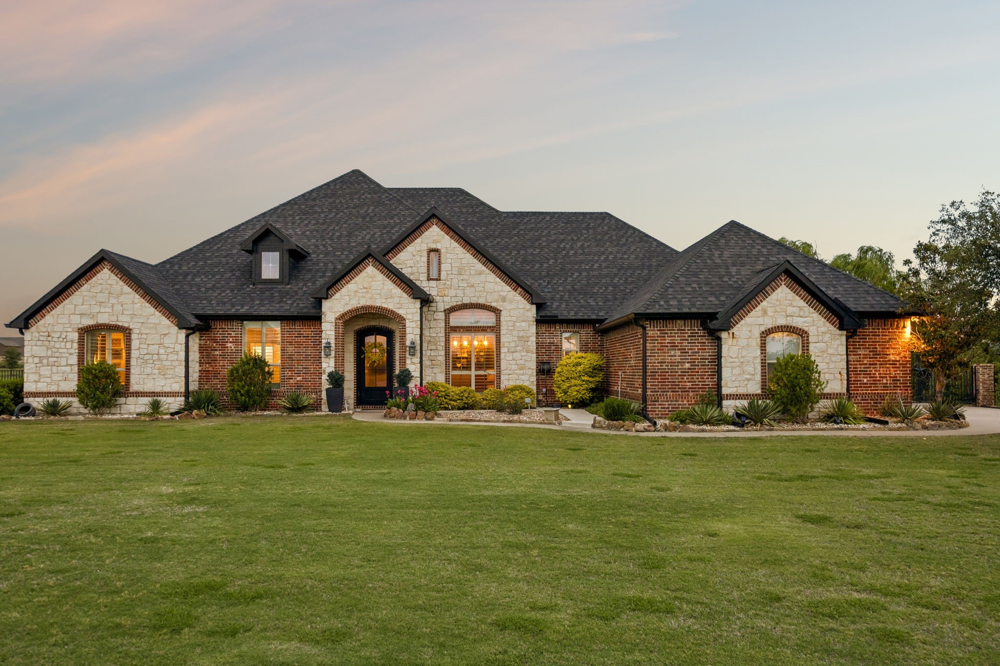 2585 Wincrest Drive Rockwall TX 75032