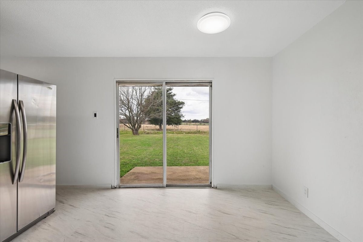 2114 Sunset Drive Brookston TX 75421