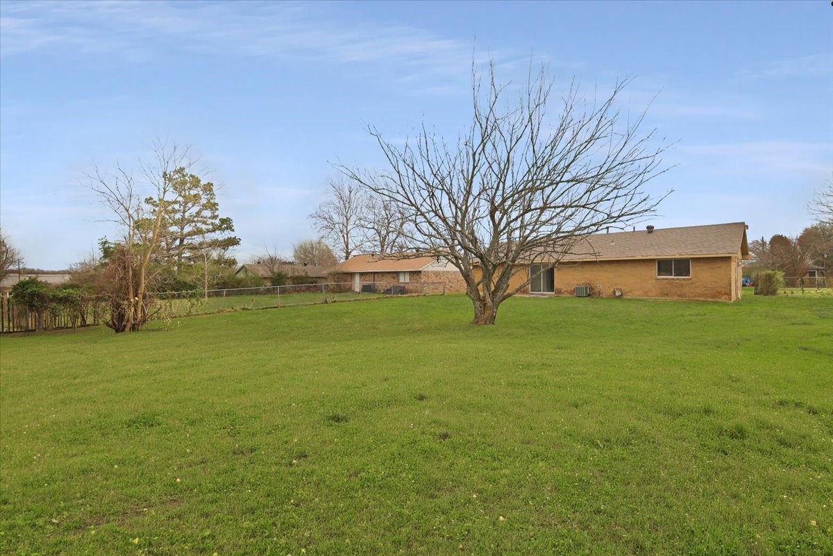 2114 Sunset Drive Brookston TX 75421