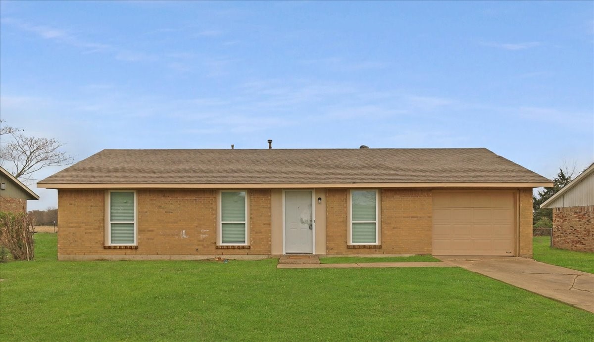 2114 Sunset Drive Brookston TX 75421