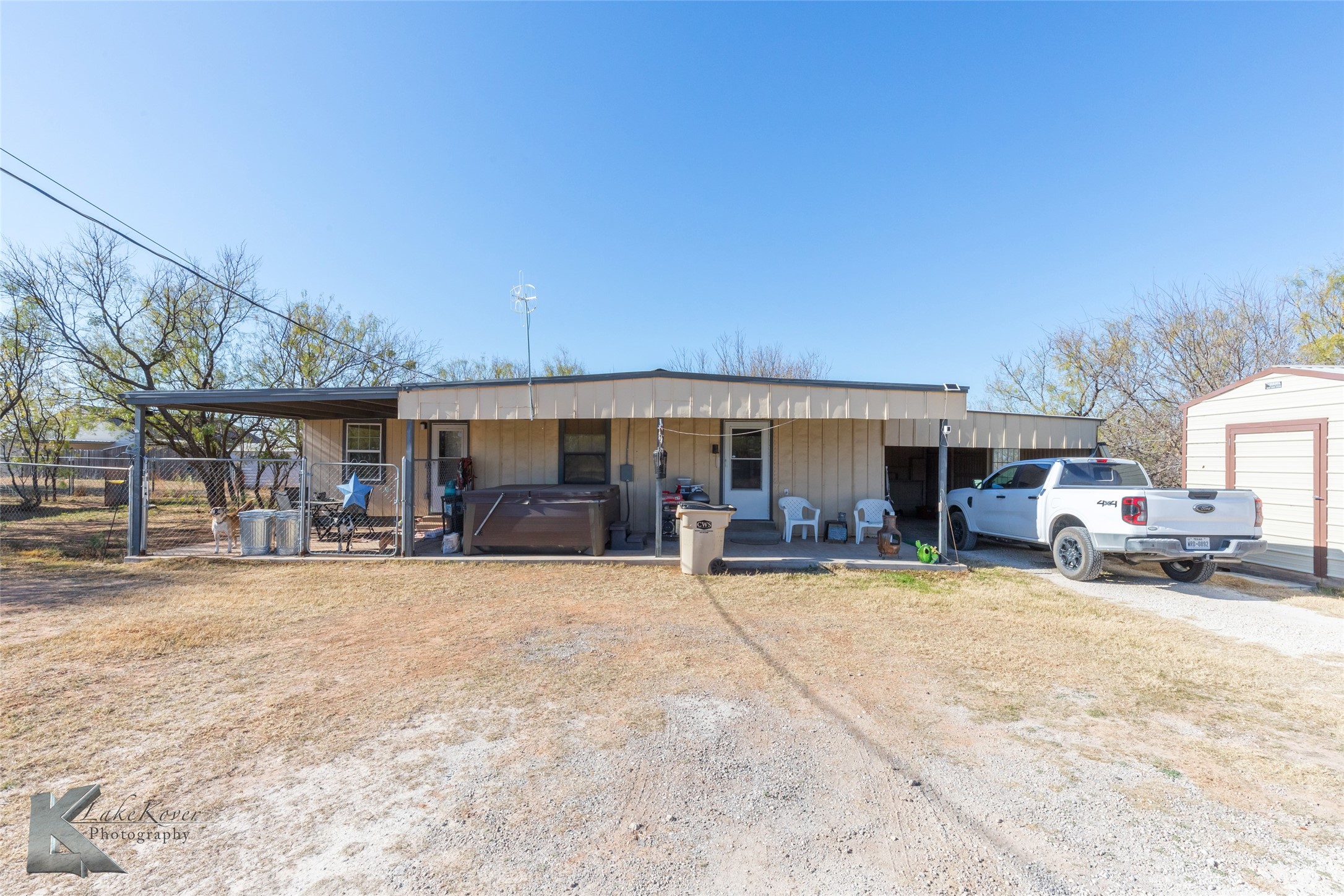 576 Mccartney Lane Tye TX 79563