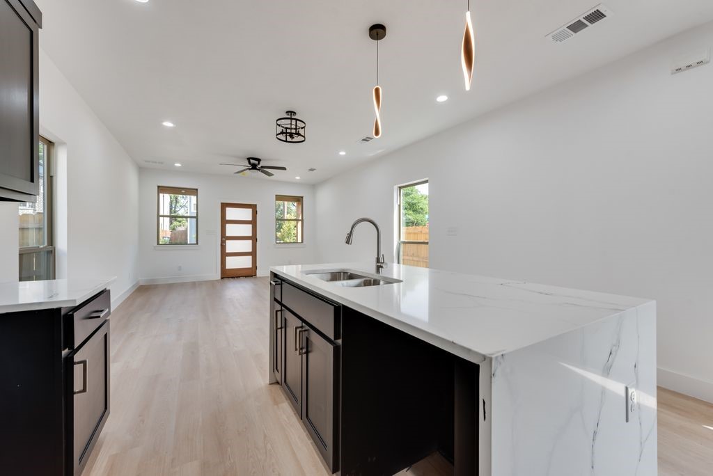 2350 Scott Street Dallas TX 75215