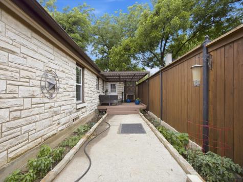 4410 El Campo Avenue Fort Worth TX 76107
