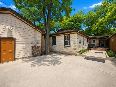 4410 El Campo Avenue Fort Worth TX 76107