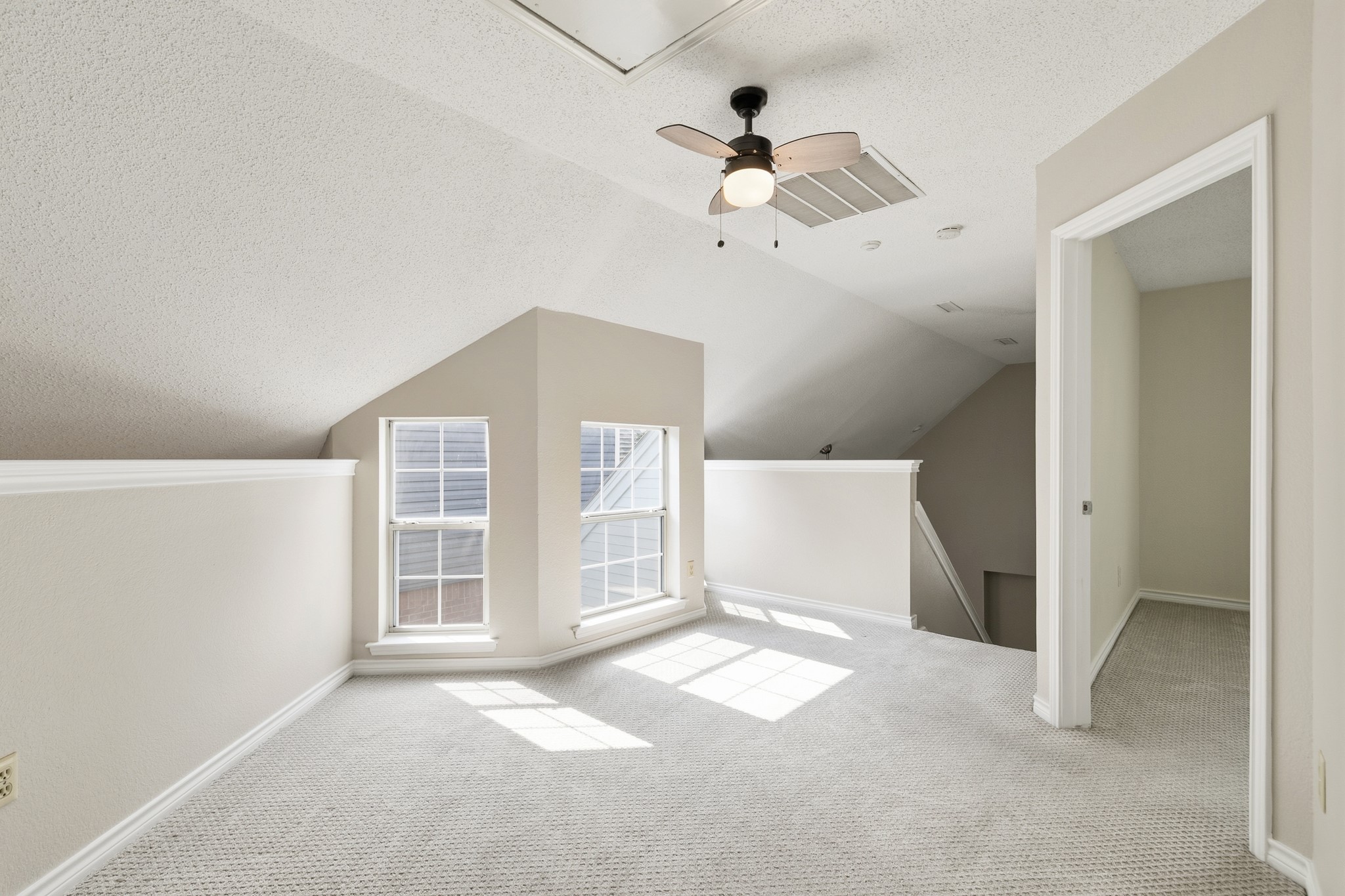 2927 S Bend Drive Dallas TX 75229