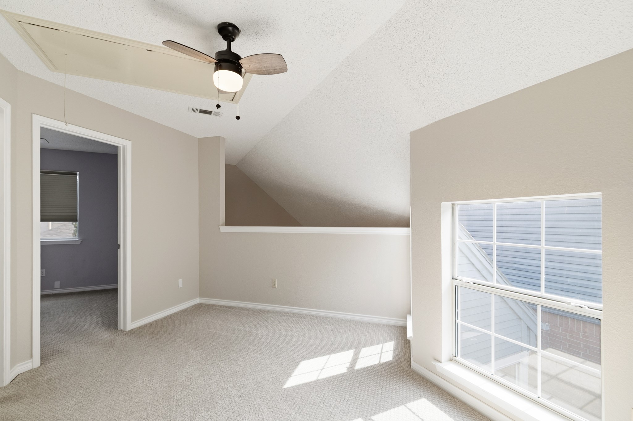 2927 S Bend Drive Dallas TX 75229