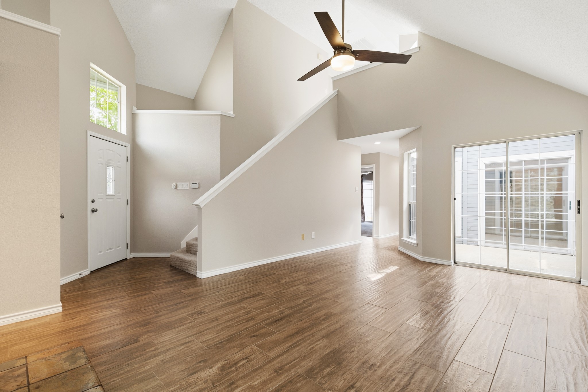 2927 S Bend Drive Dallas TX 75229