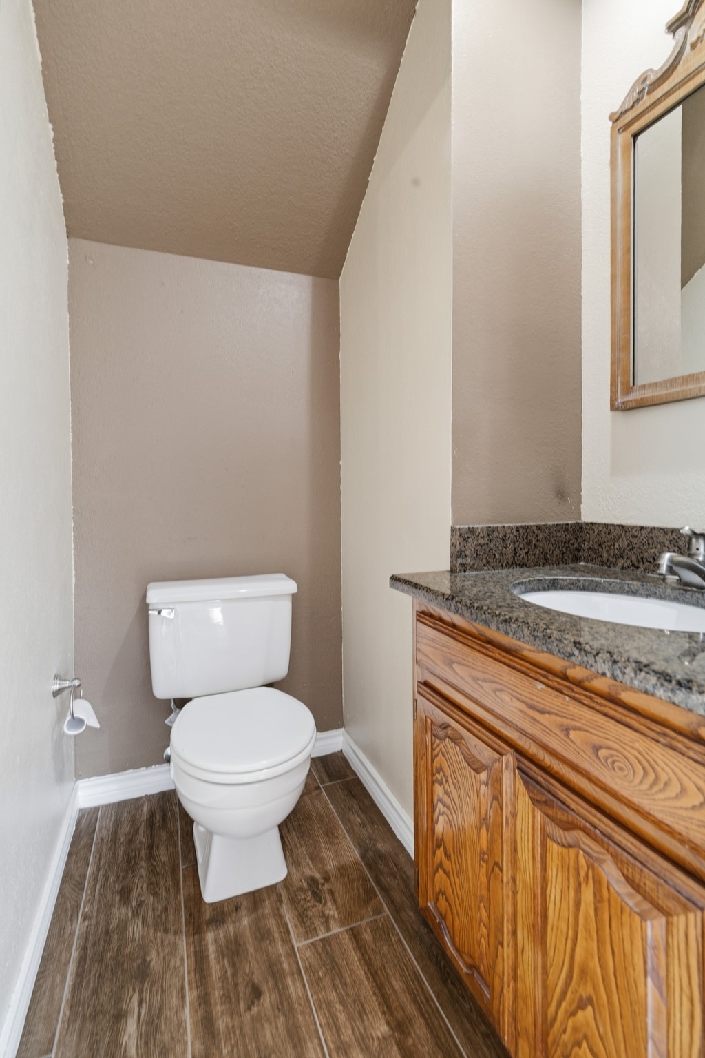 2927 S Bend Drive Dallas TX 75229