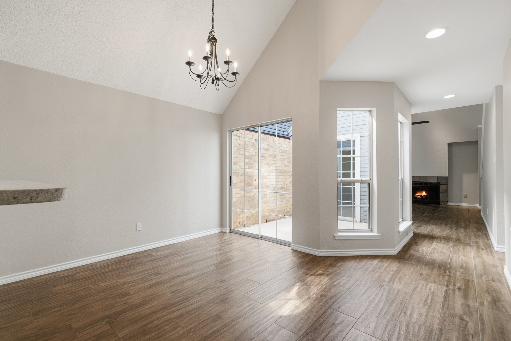 2927 S Bend Drive Dallas TX 75229