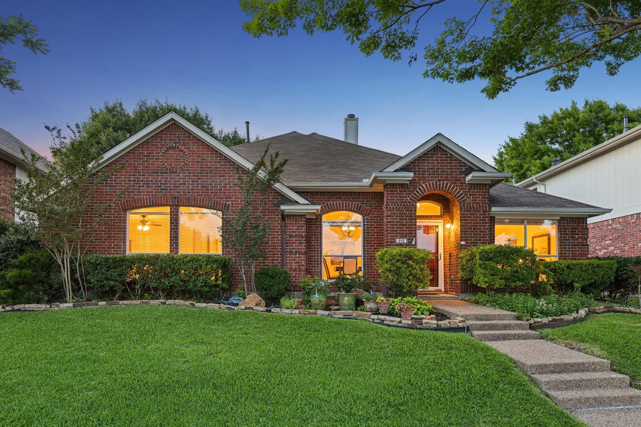 915 Rutgers Court Allen TX 75002