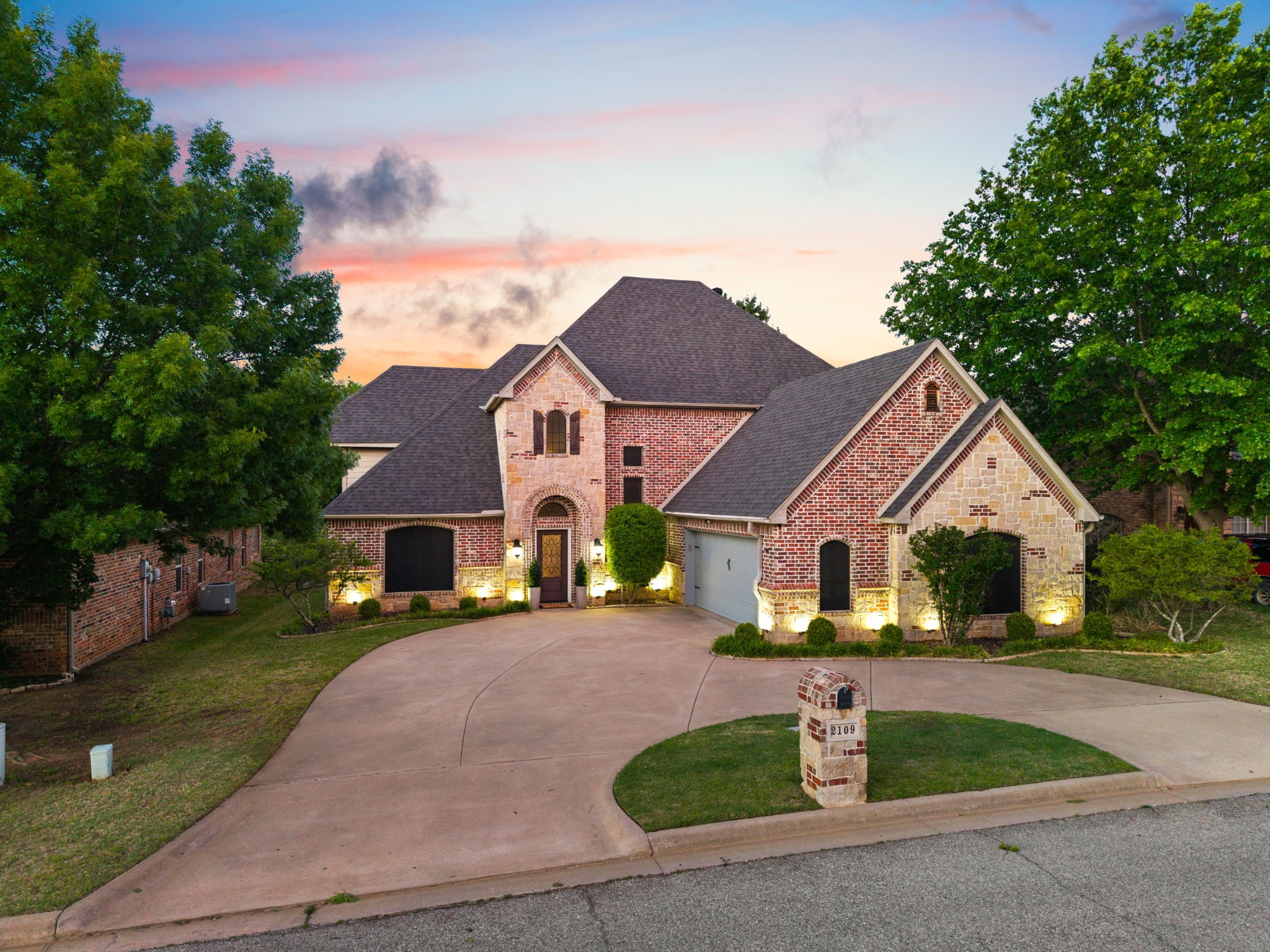 2109 Renaissance Drive Denison TX 75020