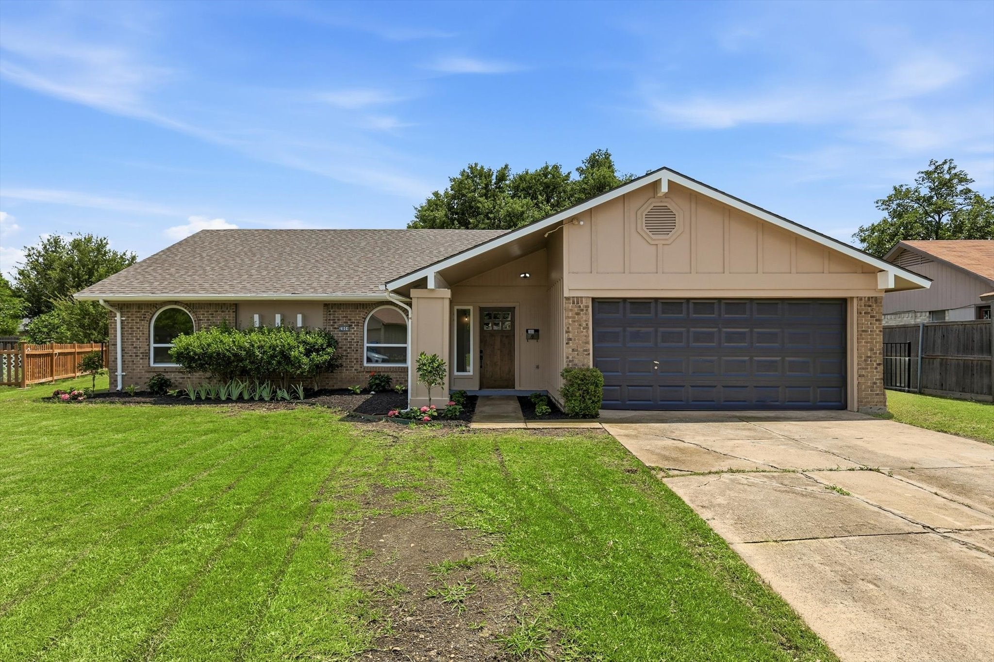 2804 Elk Grove Road Carrollton TX 75007