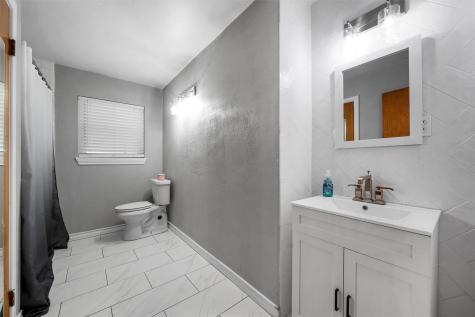 631 N Robinson Drive Robinson TX 76706