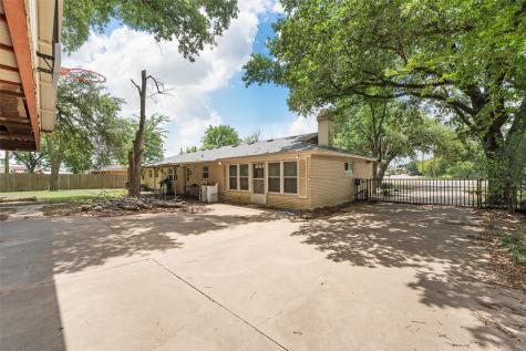 631 N Robinson Drive Robinson TX 76706