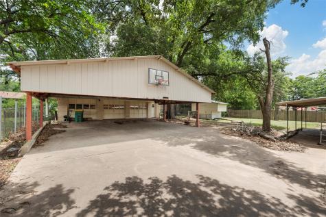 631 N Robinson Drive Robinson TX 76706